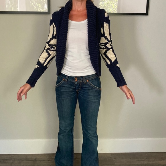 Chunky Knit Sweater - Picture 3 of 8